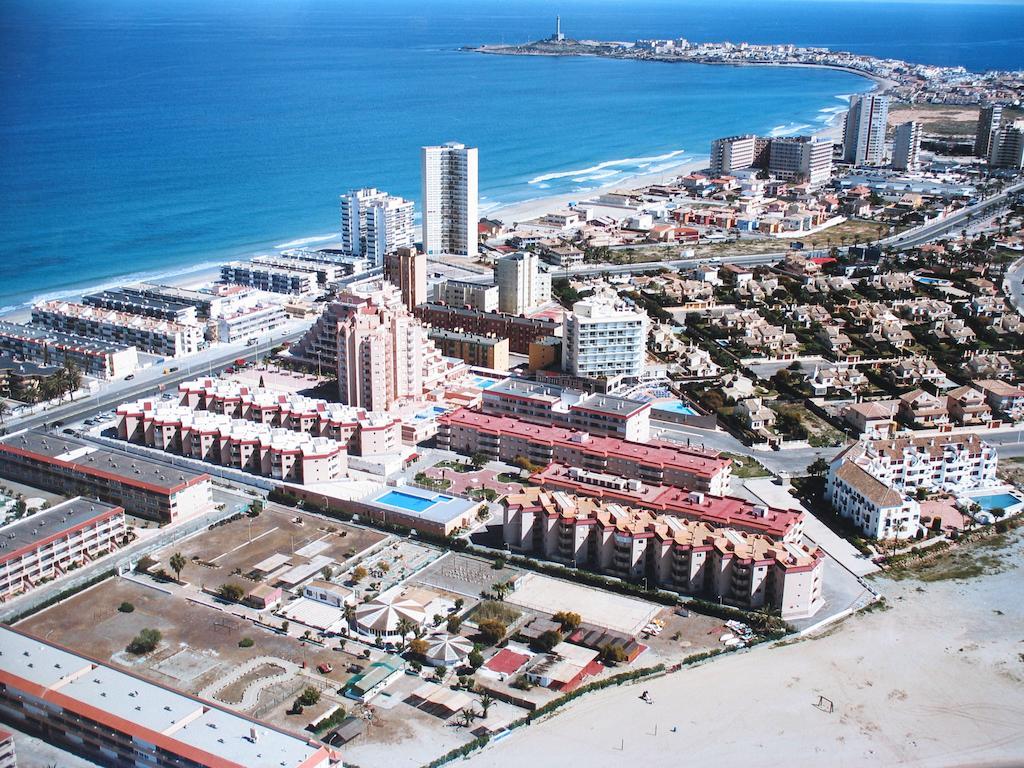 Apartamentos Tesy La Manga del Mar Menor Oda fotoğraf