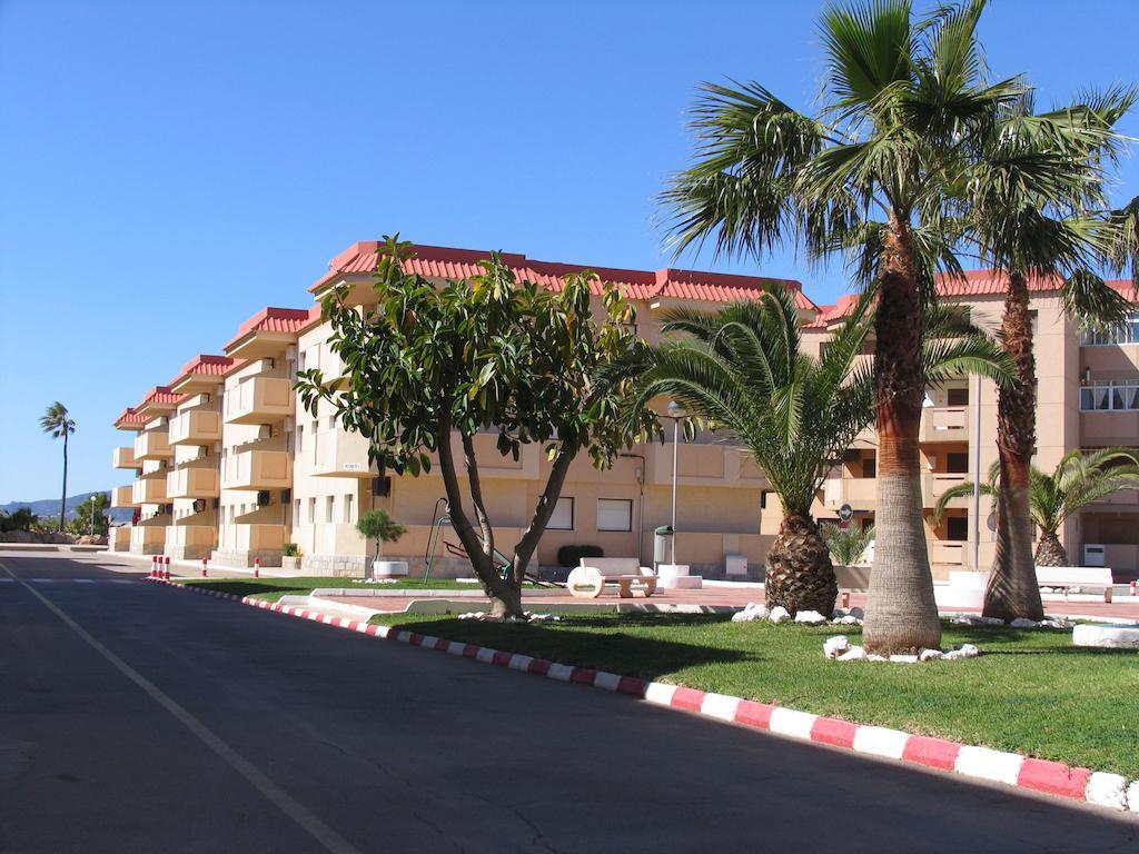 Apartamentos Tesy La Manga del Mar Menor Oda fotoğraf