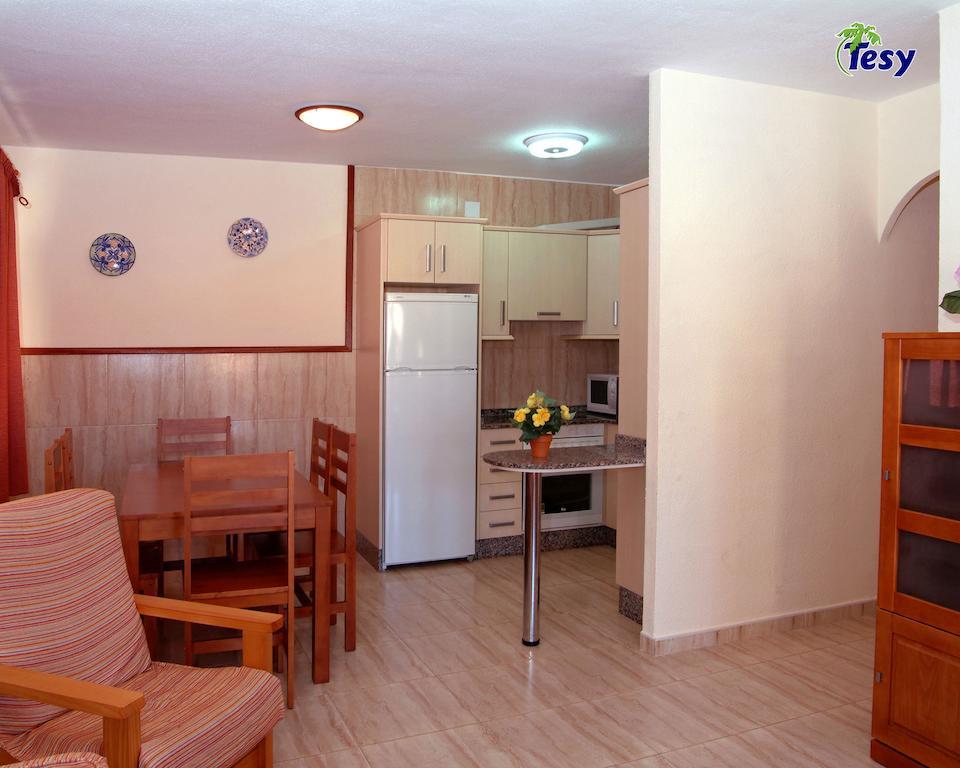 Apartamentos Tesy La Manga del Mar Menor Oda fotoğraf