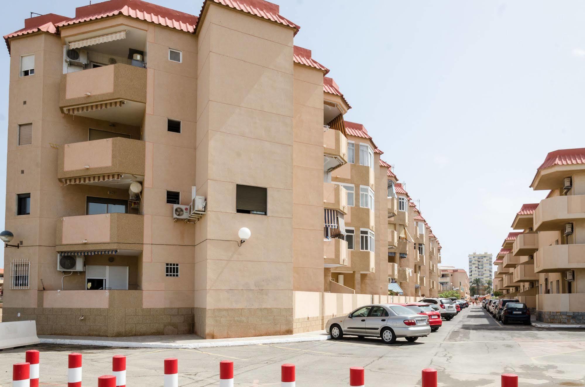 Apartamentos Tesy La Manga del Mar Menor Dış mekan fotoğraf